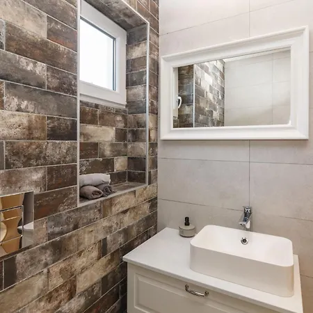 Maro By Interhome * Dramalj